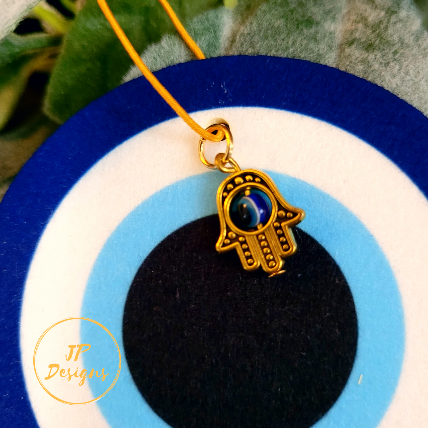 Amazon.com: CARPDIM Evil Eye Necklace, Evil Eye Pendant Necklace with  Circle Crystal as Evil Eye Jewelry Gifts Good Luck Vintage Evil Eye Pendant  Jewelry Birthday Gifts for Women Friend Female : Handmade